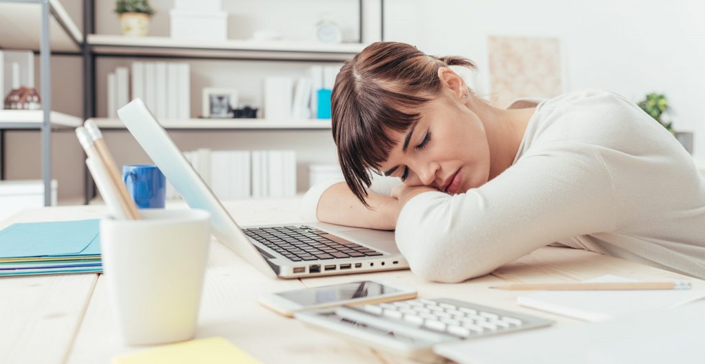 Feeling tired at work? The importance of a good night sleep